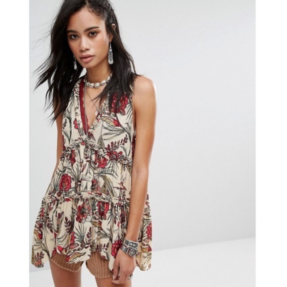 Free People Tops - Free People  NWT Sz L floral tunic top